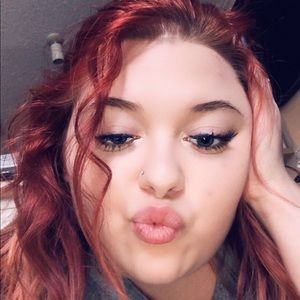 Meet your Posher, Mya